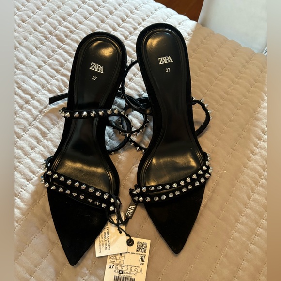 NWT Zara black studded heels 37 - Picture 2 of 7